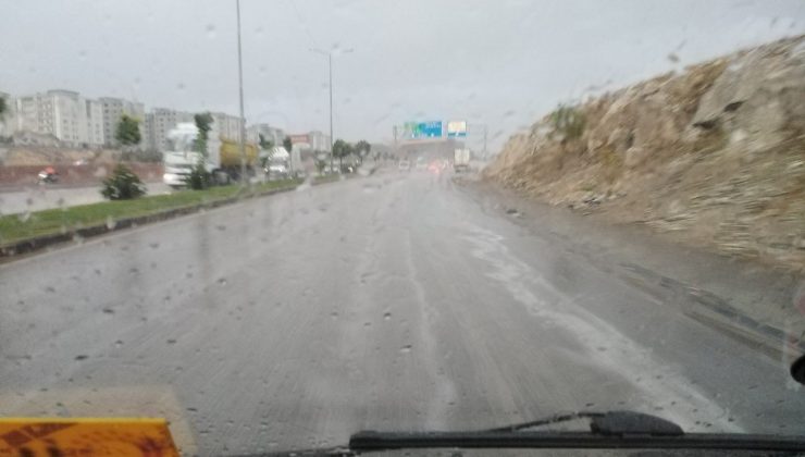 Gaziantep’te sağanak etkili oldu