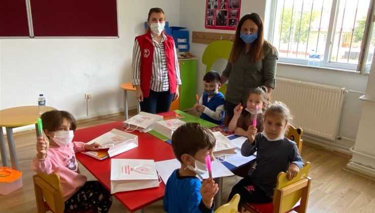 Genç dönüşüm projesi ile çocukların yüzü güldü