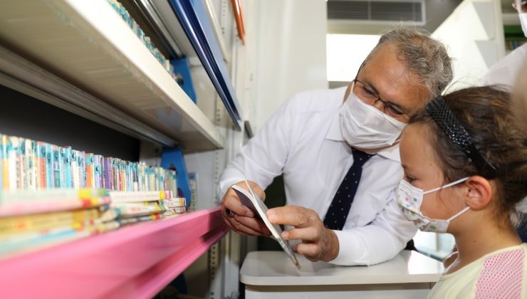 Gezici Kütüphane yaz tatilinde bin 500 öğrenciye ulaştı^