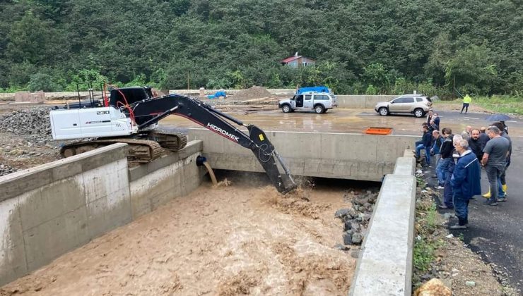 Giresun’da eğitim-öğretime bir gün sel engeli