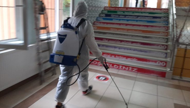 Giresun’da okullar dezenfekte ediliyor