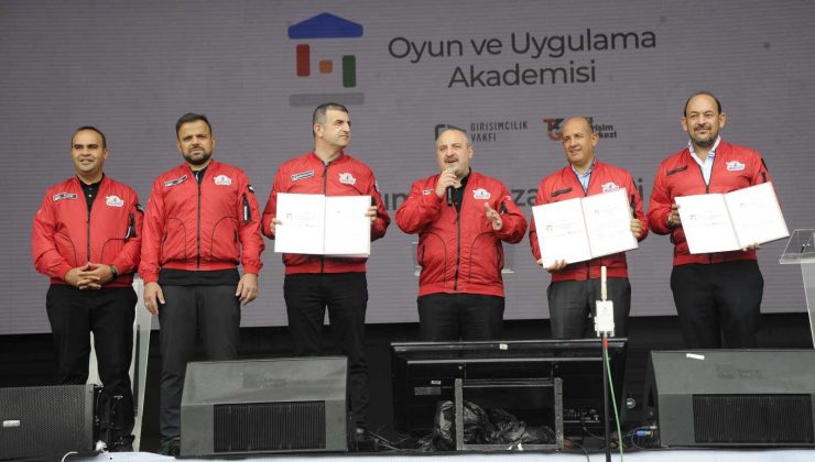 Google Türk gençlerini oyun ve uygulama geliştirmek için eğitecek