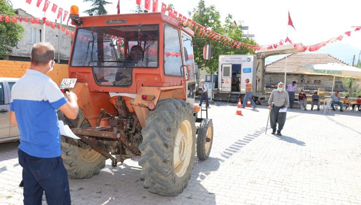 Hasat döneminde araç muayene hizmeti çiftçinin ayağına geldi