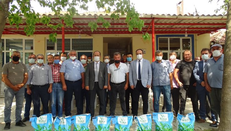 Hayvan üreticilerine yonca tohumu dağıtıldı