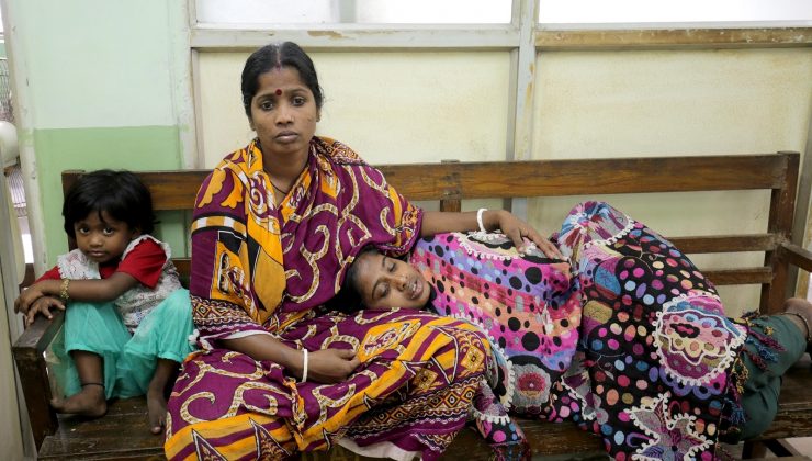 Hindistan’da gizemli yüksek ateşten 50 kişi öldü