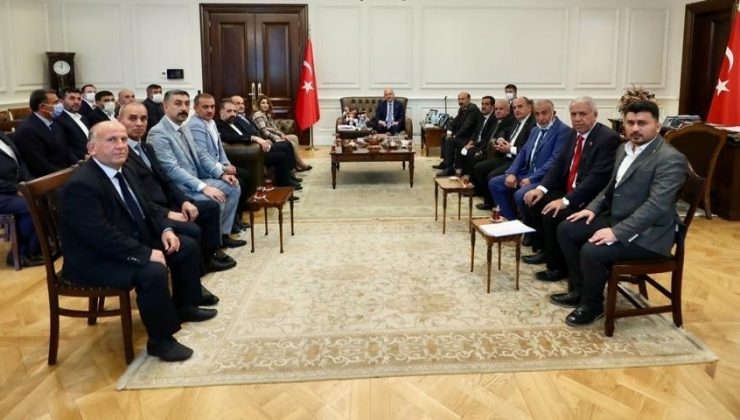 İçişleri Bakanı Soylu, Elazığ muhtarlarıyla bir araya geldi