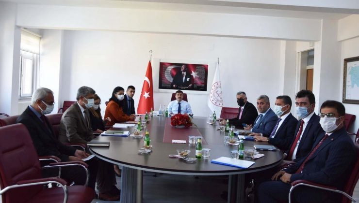 Iğdır’da ’2021-2022 Eğitim-Öğretim Yılı Değerlendirme Toplantısı’ yapıldı