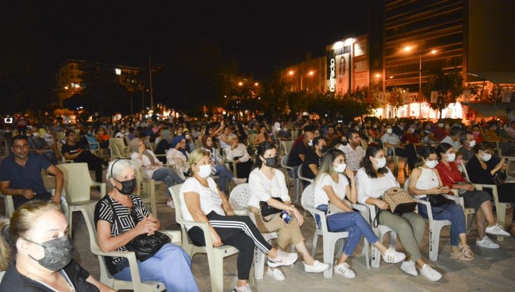 İlçelerde sinema gösterimi