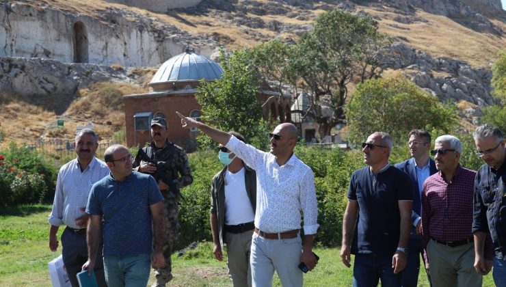 Kentteki incelemelerini sürdürüyorlar