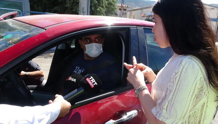 Isparta’da polis işitme engelli sürücü ve yolculara kuralları işaret diliyle anlattı