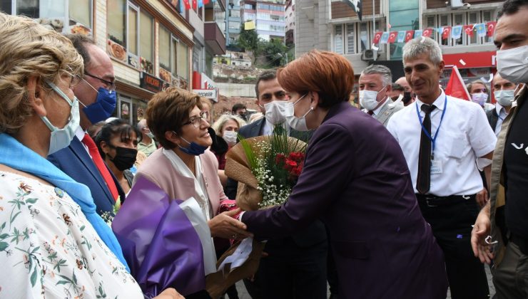 İYİ Parti Genel Başkanı Meral Akşener, Artvin’de esnafı ziyaret etti