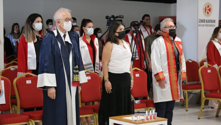 İzmir Kavram Meslek Yüksekokulu 2021-2022 akademik yıl açılışını gerçekleştirdi