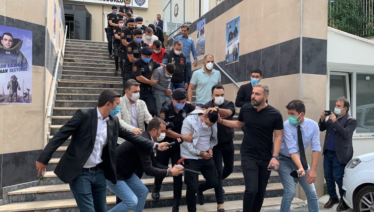 Kağıthane’de polis merkezi önünde silahlı saldırı: 57 yaşındaki kadın öldü