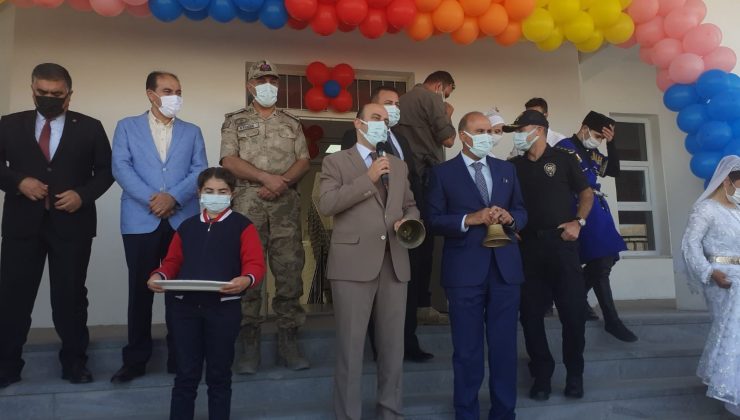 Kars’ta İlköğretim Haftası etkinliği