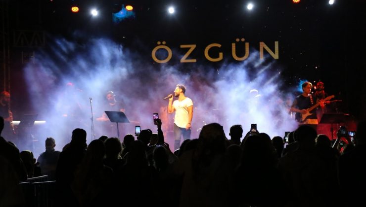 Kartepe, Özgün konseriyle şenlendi