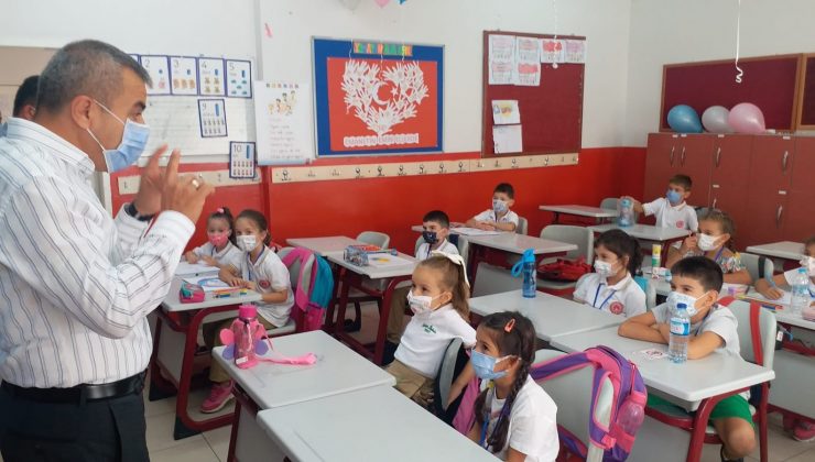 Kaymakam, öğrencileri ’Uyum Haftası’nda yalnız bırakmadı