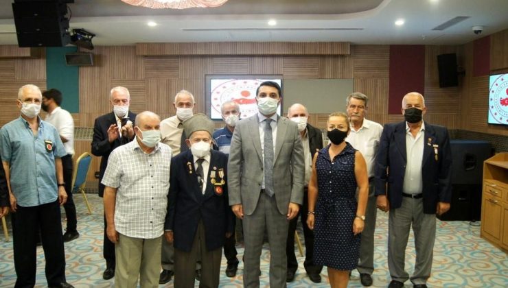 Kaymakam Ünsal’dan gaziler onuruna yemek