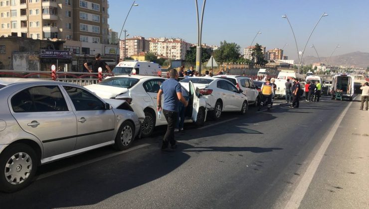 Kayseri’de 10 araç birbirine girdi: 8 yaralı