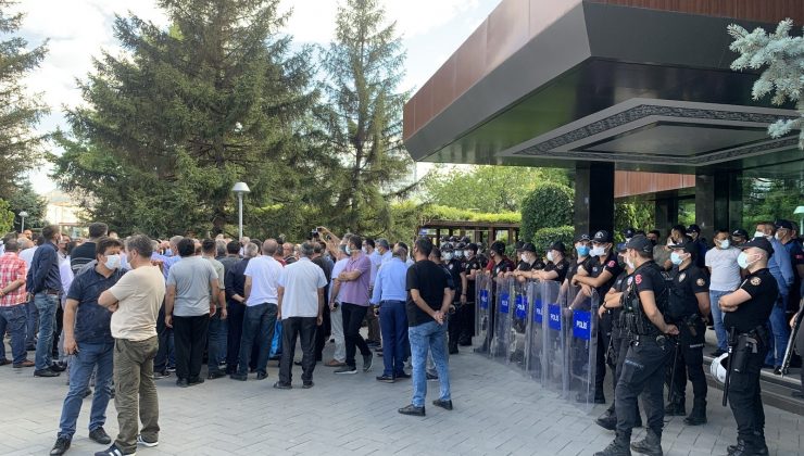 Kayseri’de otobüsçü esnafından ‘fiyat’ eylemi
