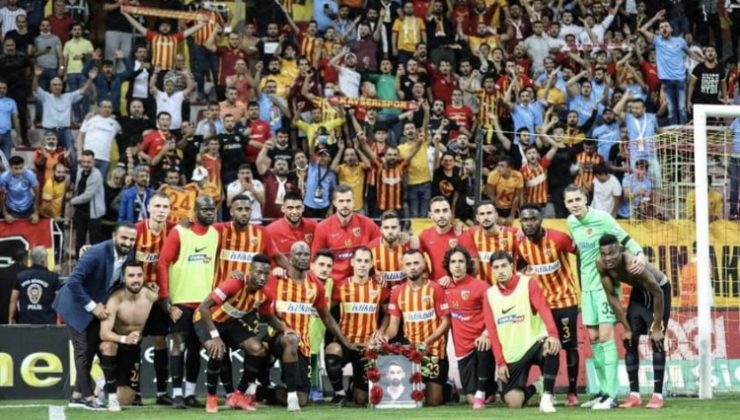 Kayserispor, galibiyeti hayatını kaybeden taraftarına armağan etti