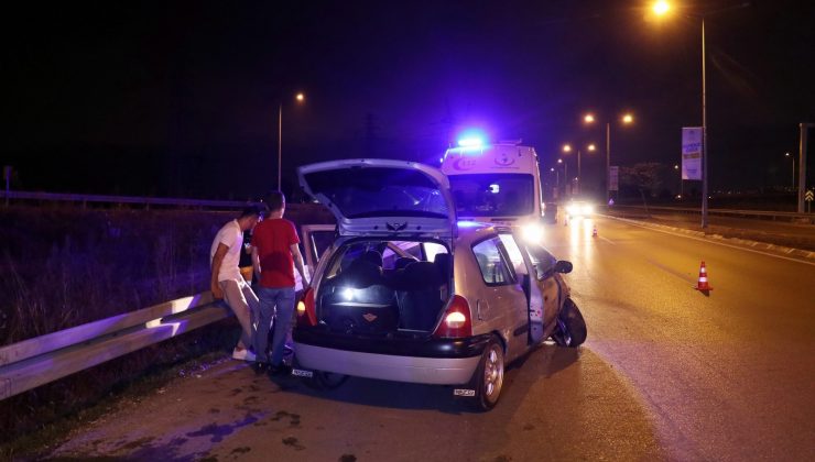 Kaza yapan alkollü sürücü hıncını gazetecilerden çıkarmak istedi