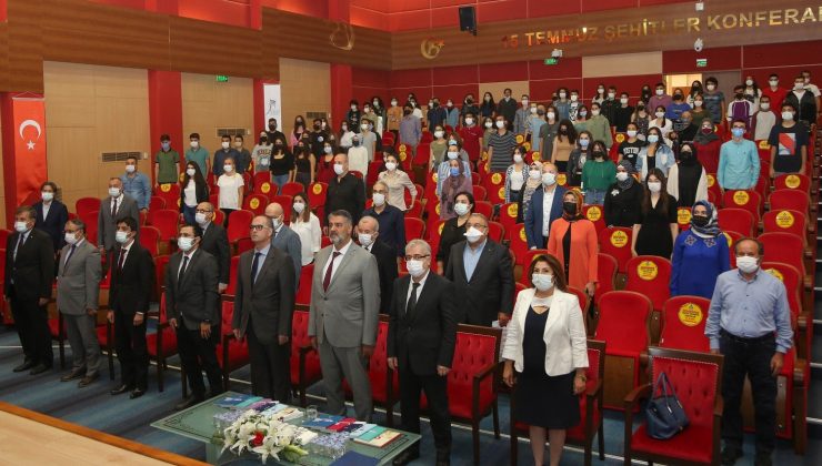 KBÜ Tıp Fakültesinde yeni akademik yıl yüz yüze eğitimle başladı