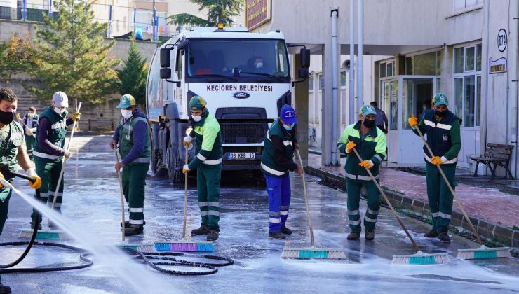Keçiören’de hastane temizlik timi iş başında