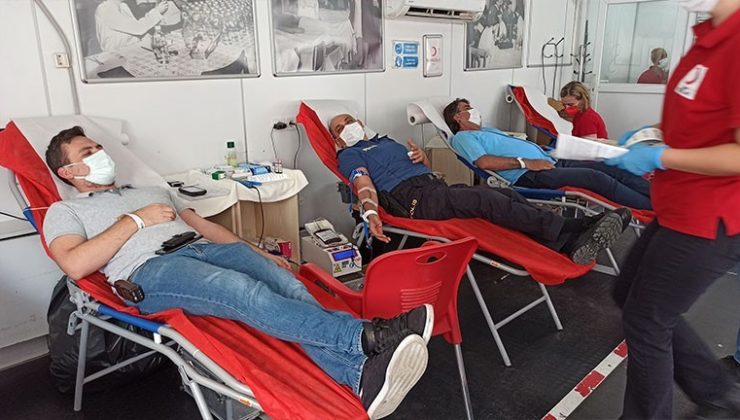 Keşan polisi kanıyla Kızılay’ın yardımına koştu