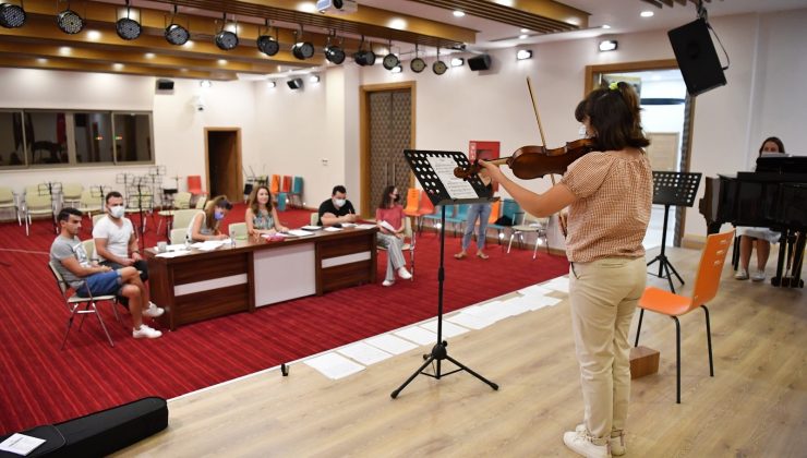 Konyaaltı Belediyesi Müzik Akademisi’ne 405 başvuru