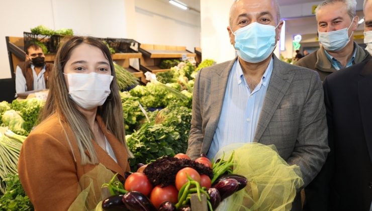 Köyde yetiştirdikleri mahsulleri burada satacaklar