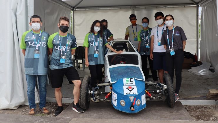 Lise öğrencilerinin yaptığı araç TÜBİTAK’ın yarışlarında bir ilki gerçekleştirdi