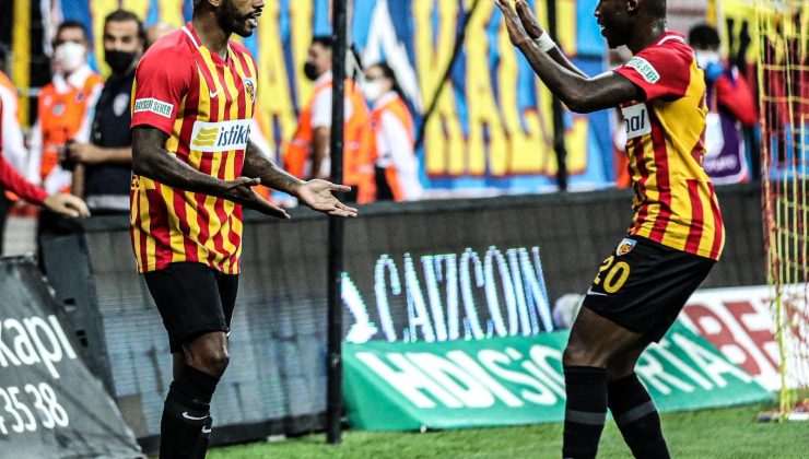 Maneul Fernandes ilk kez oynadı