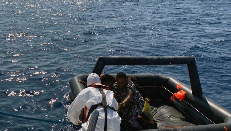Marmaris’te 16 göçmen kurtarıldı