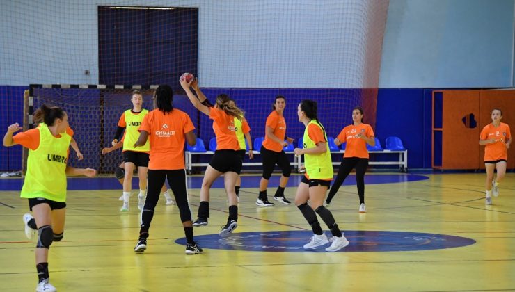 Mavi Kelebeklerin hedefi galibiyet