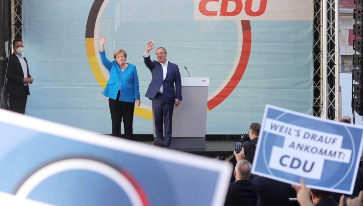 Merkel, seçime 1 gün kala “Almanya’nın istikrarı” için Laschet’e oy istedi