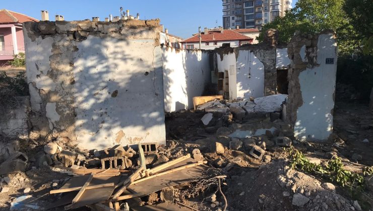 Metruk binada göçük: 1 yaralı