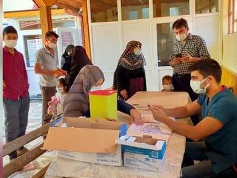 Mobil aşı ekipleri aralıksız çalışıyor