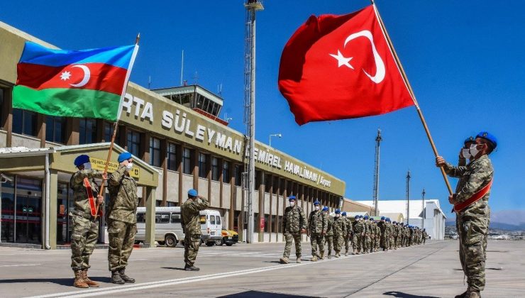 MSB: “Azerbaycan ve Somalili misafir askerler komando eğitimlerini başarıyla tamamladı”