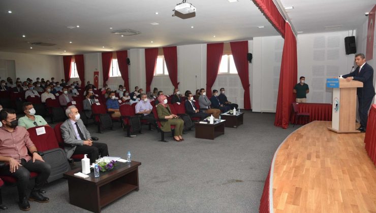 Müdür Ekici, ilk defa atanan eğitim kurumu yöneticileriyle bir araya geldi