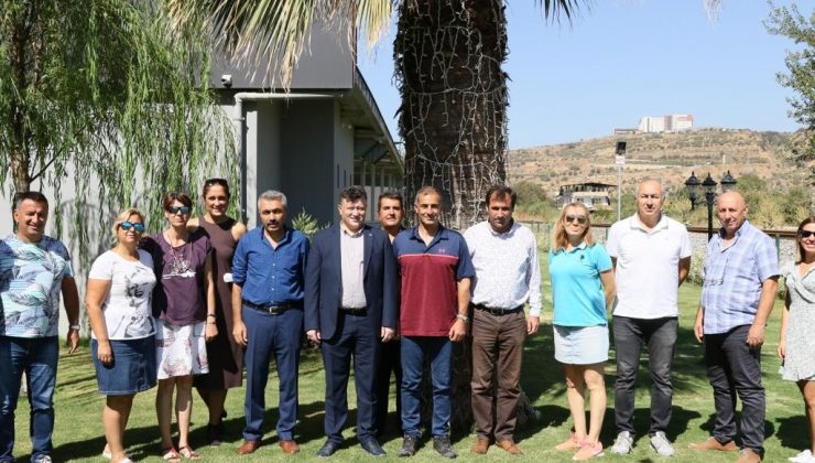 Müdür Fillikçioğlu, hakem ve gözlemciler ile bir araya geldi