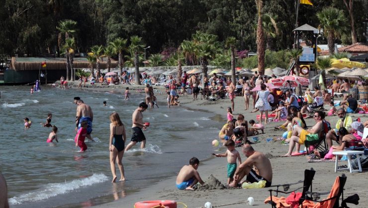 Muğla’da deniz sezonu bitmedi