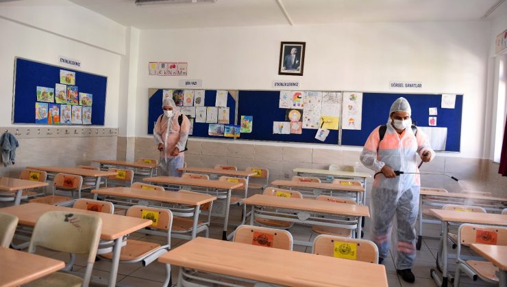 Muratpaşa’da yüz yüze eğitim öncesi okullar dezenfekte edildi