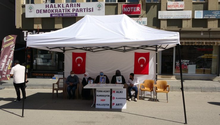 Muşlu annelerin evlat nöbeti sürüyor