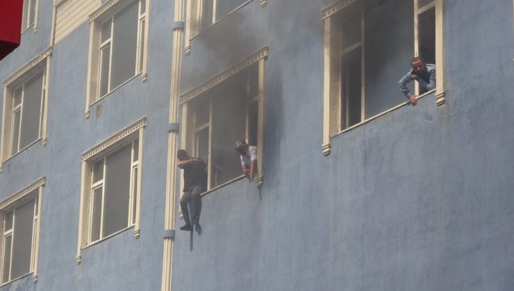 Muş’ta itfaiyenin yetersiz kaldığı yangında kurs merkezinde can pazarı