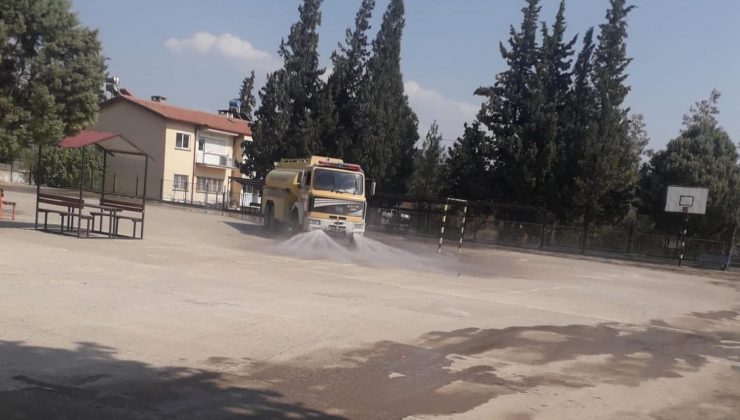 Mut Belediyesi’nde okullarda temizlik mesaisi