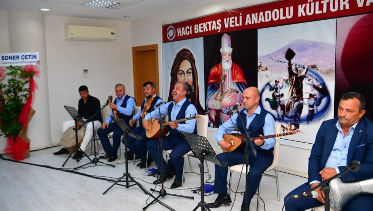 Neşet Ertaş Çukurova’da anıldı