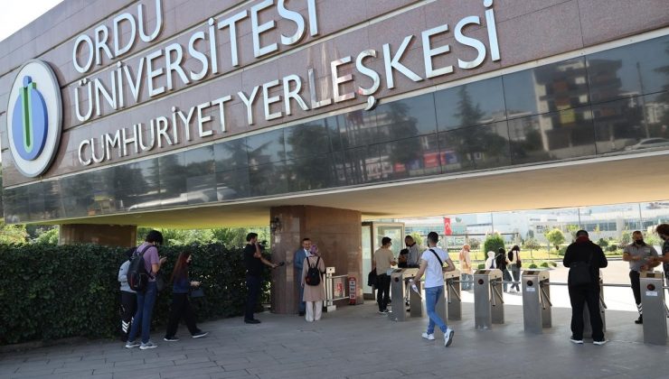 ODÜ Rektörü Akdoğan ilk gün öğrencilerle bir araya geldi