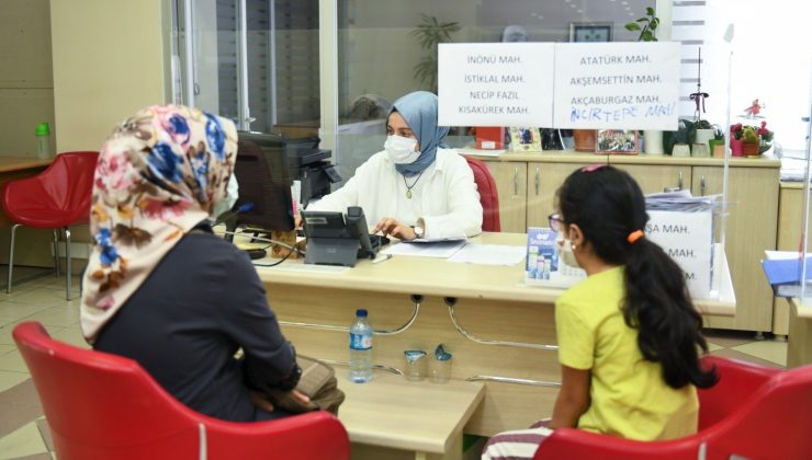 Öğrencilerin kırtasiye malzemeleri Esenyurt Belediyesinden