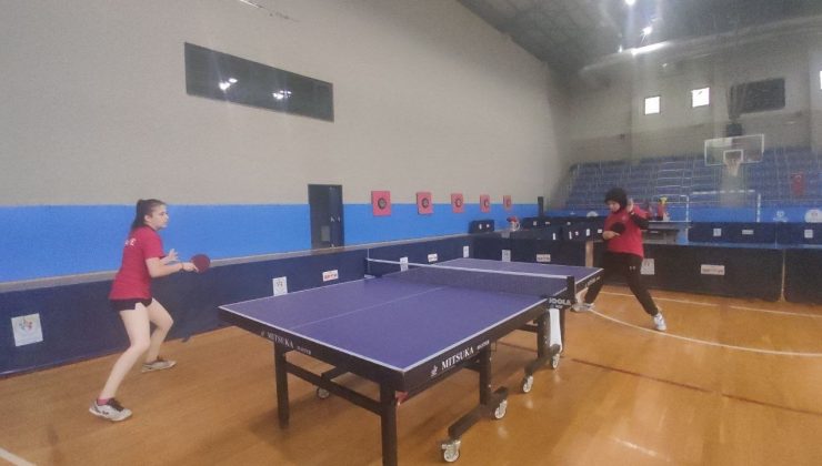 Olimpiyatlarda Türkiye’yi temsil edecek sporcular Kocaeli’de kampa girdi