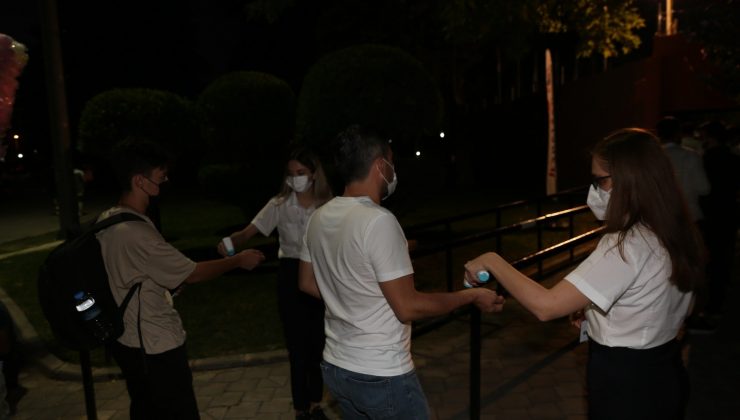 Özel Denizli Cerrahi Hastanesi’nden Tan Taşçı konserine sağlık desteği